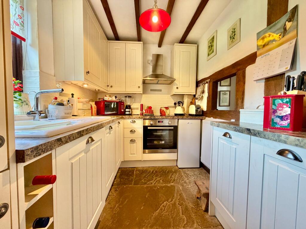 Mill Lane, Radford, Worcester, Worcestershire, WR7 photo 4