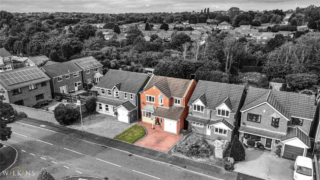 House in Tamworth, Staffordshire - View 2