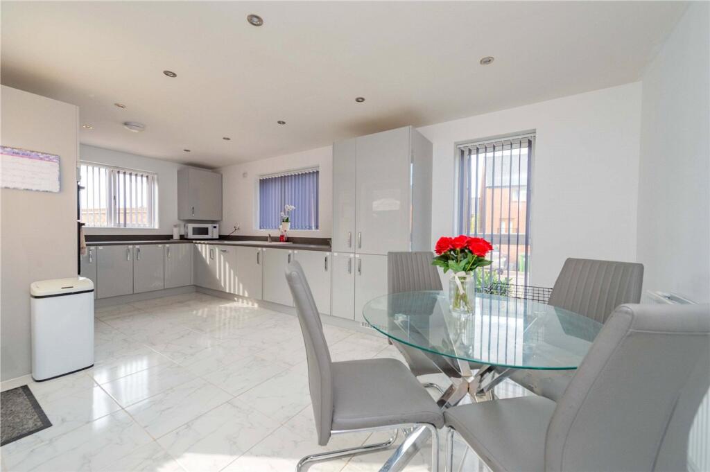 House in Telford - View 4