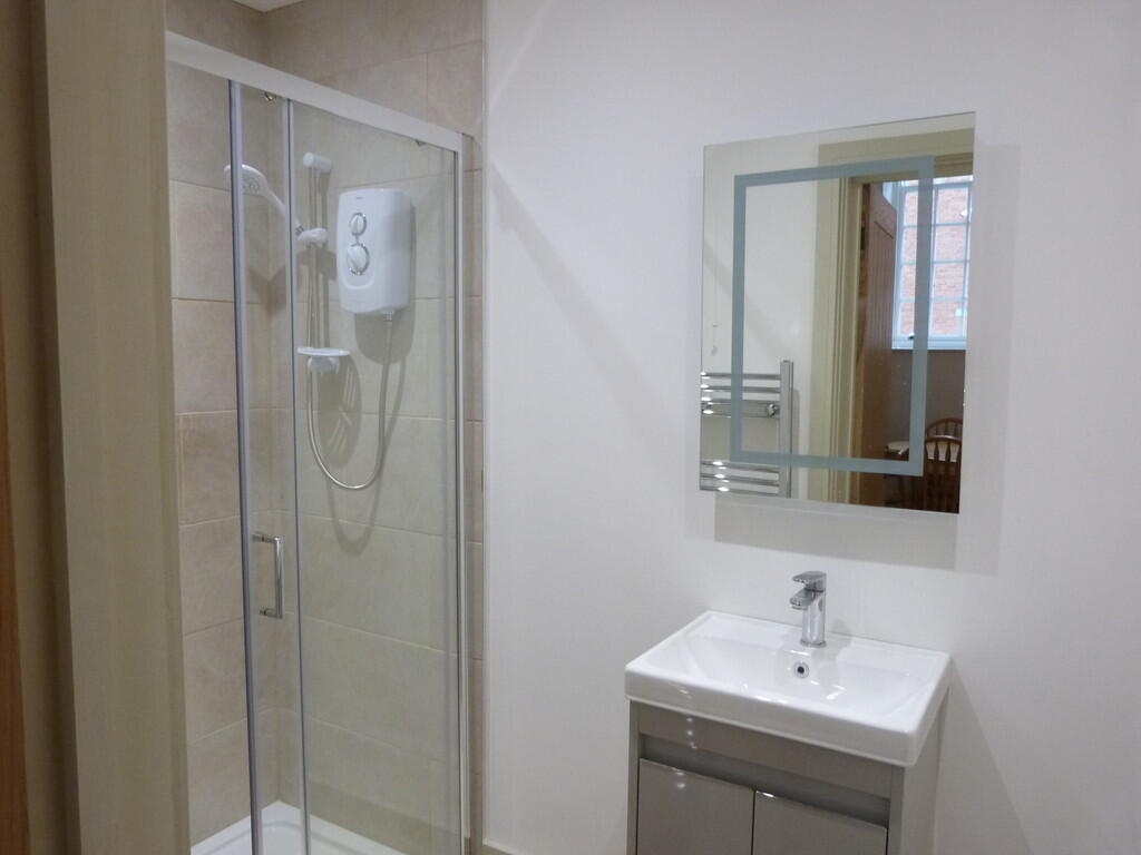 Apartment in Worcester - More