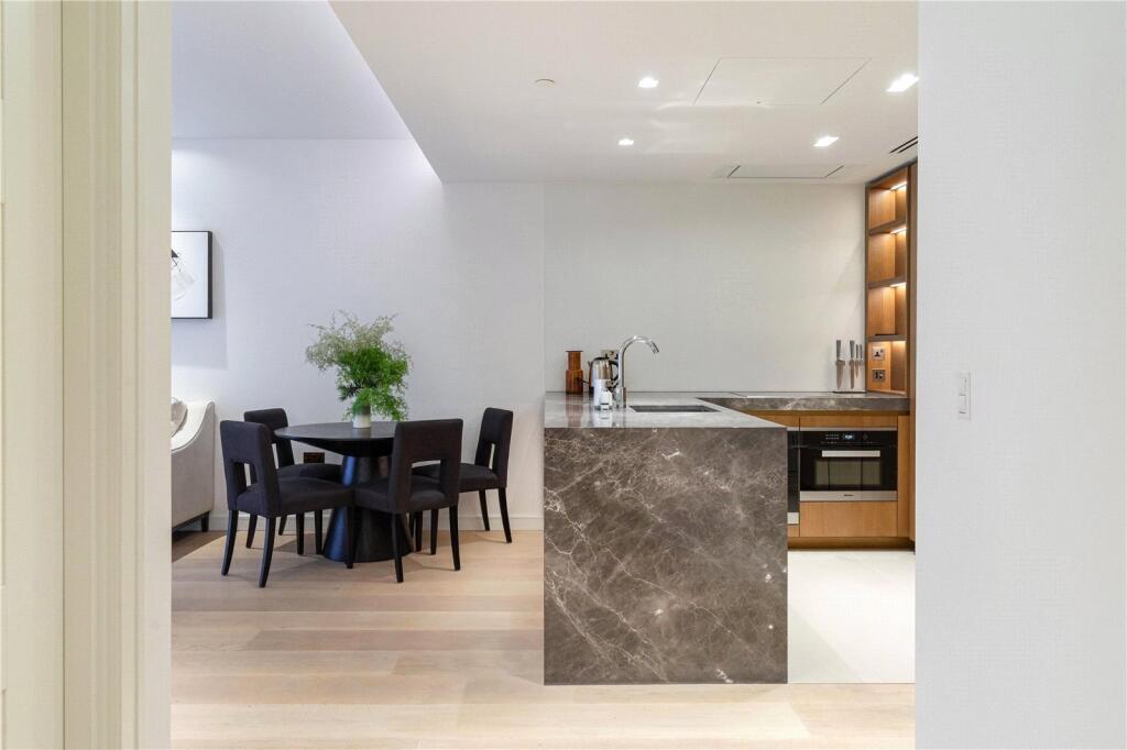 Apartment in London - View 2