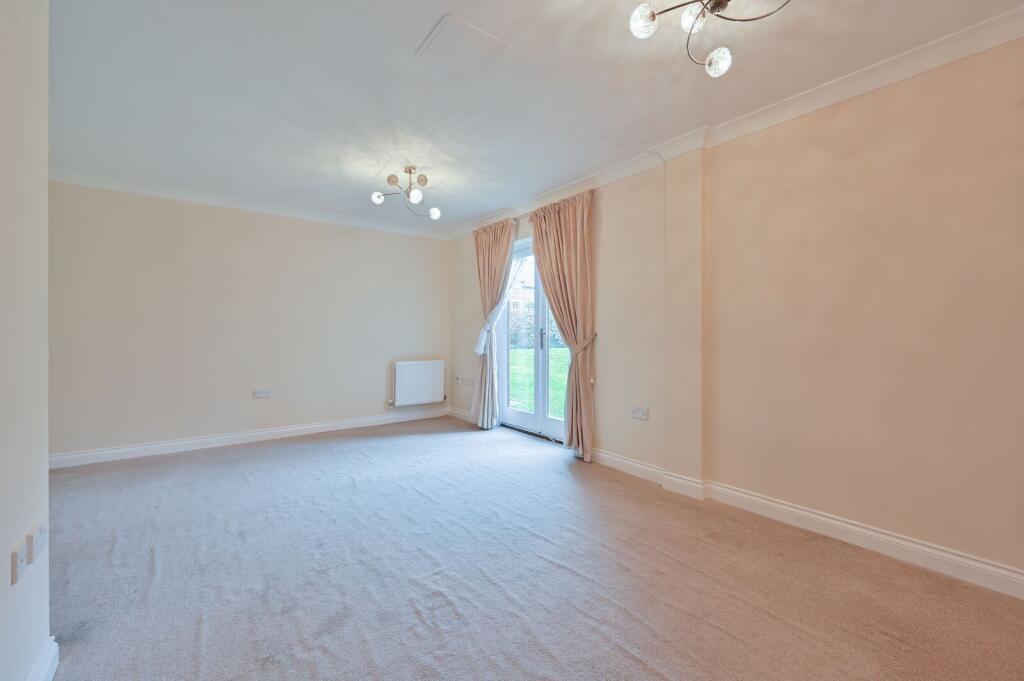 Apartment in London - View 5