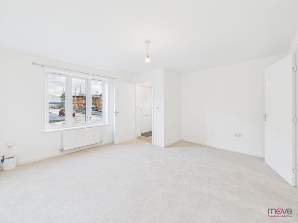 House in Cheltenham, Swindon Village - View 5