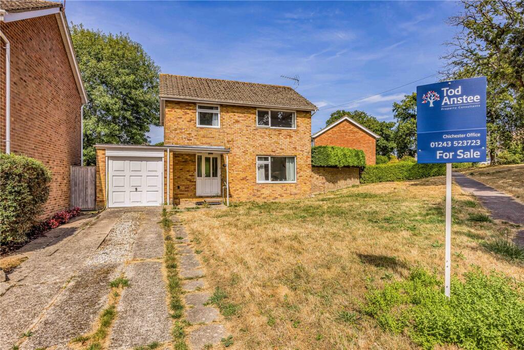 Main image of property: Worcester Road, Chichester, West Sussex, PO19