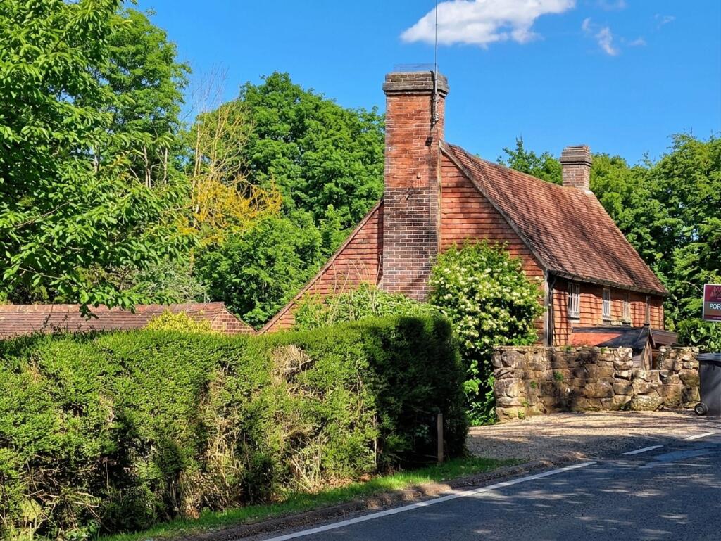 Main image of property: Cat Street, Upper Hartfield, TN7