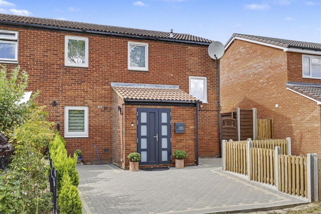 Main image of property: Hopton Road, Stevenage, Hertfordshire