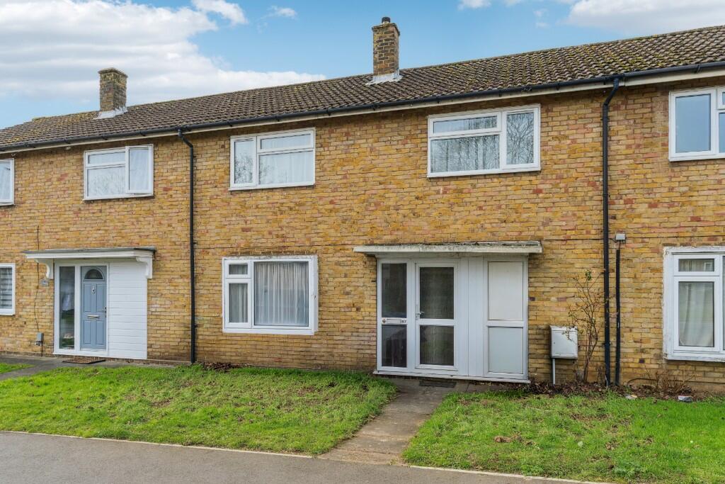 Main image of property: Oaks Cross, Stevenage, Hertfordshire, SG2