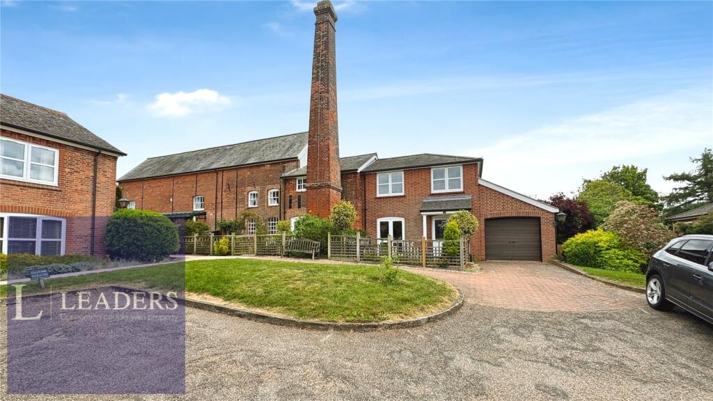 2-bed terraced on Mill Chase, Halstead, Essex, £249,995