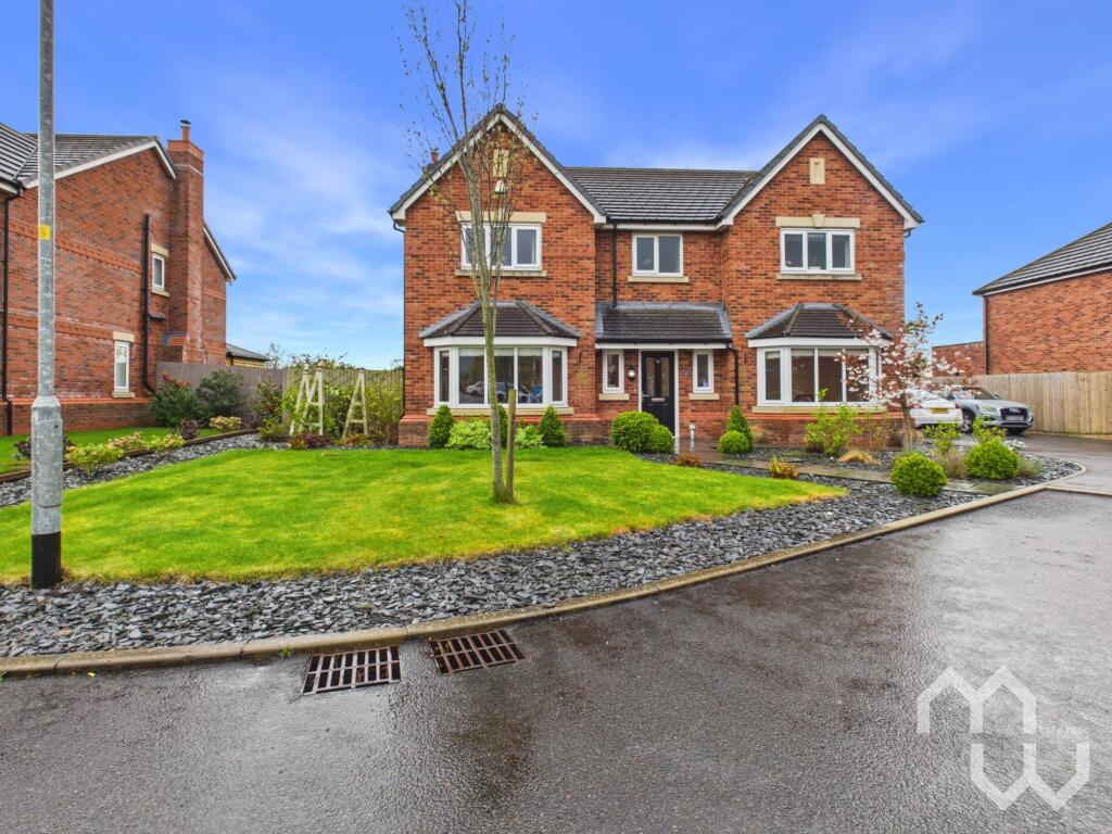 Main image of property: Fieldings Close, Longton, PR4