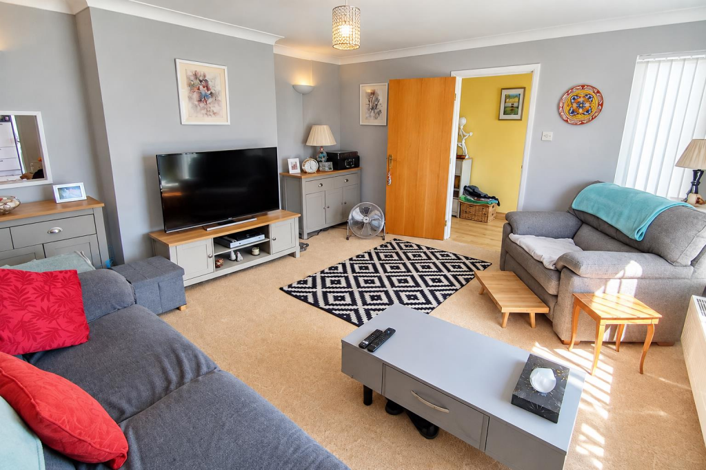 House in Brixham, Torbay - View 4