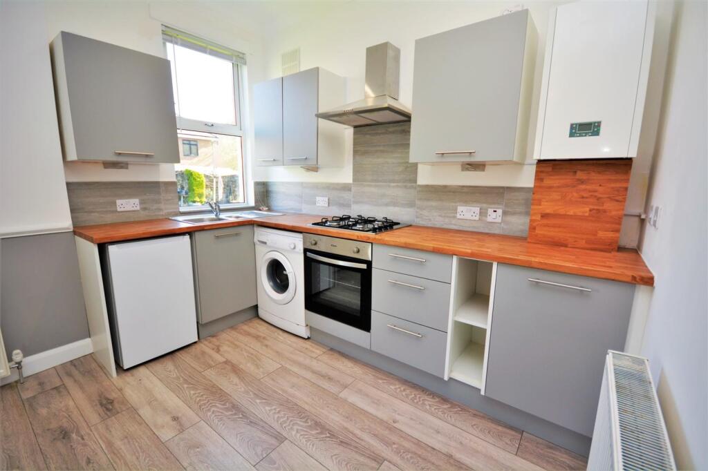Main image of property: Robinson Road, London, SW17