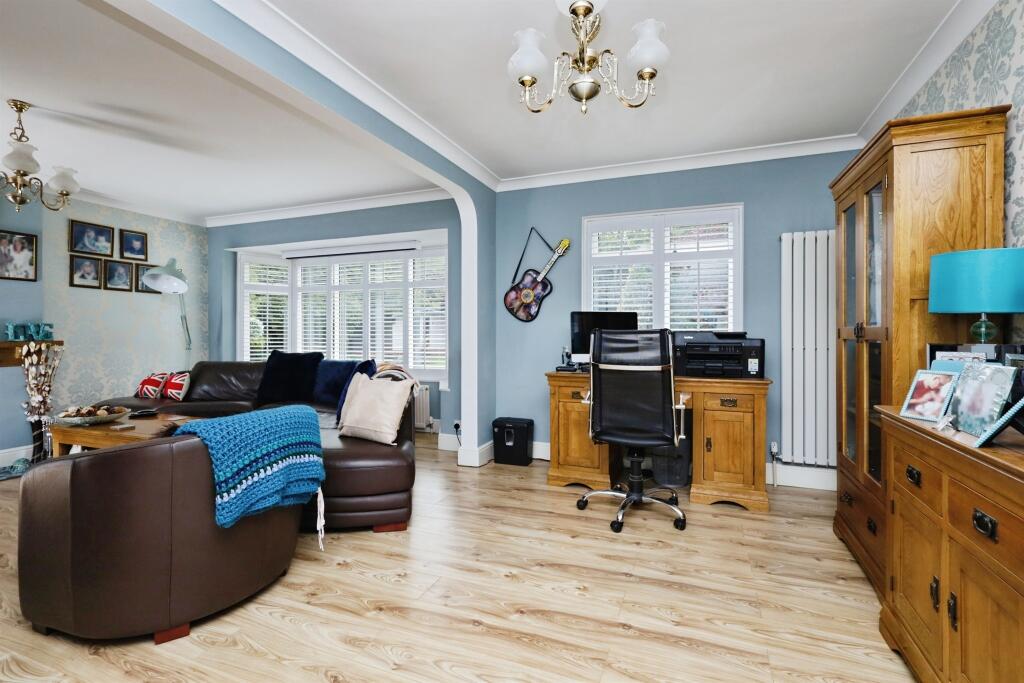 House in Brighton - View 3