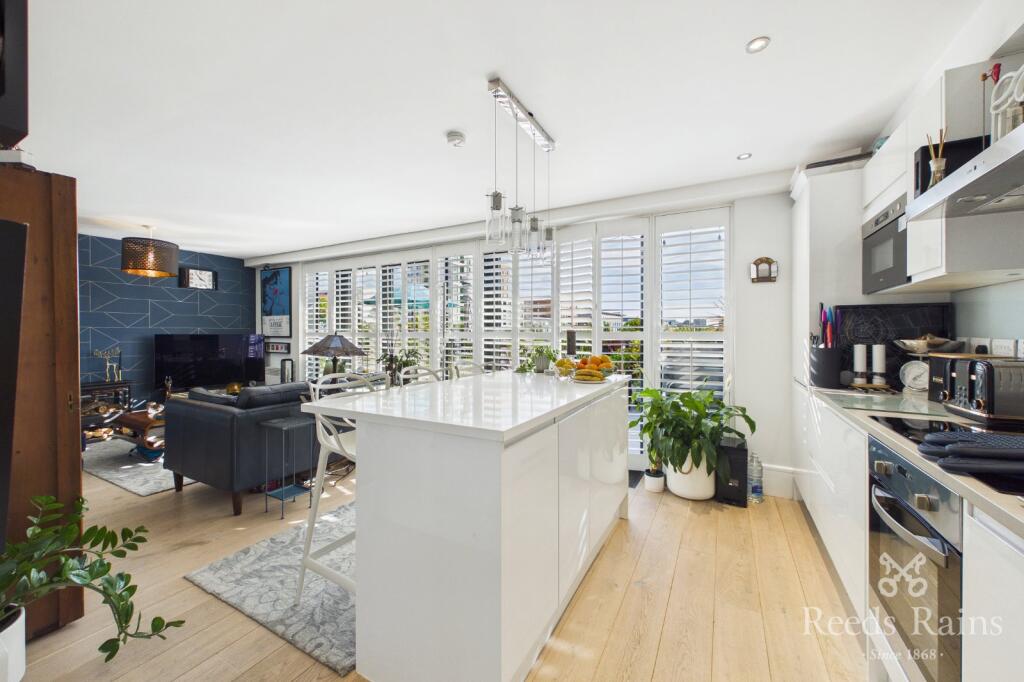 Apartment in Manchester - More
