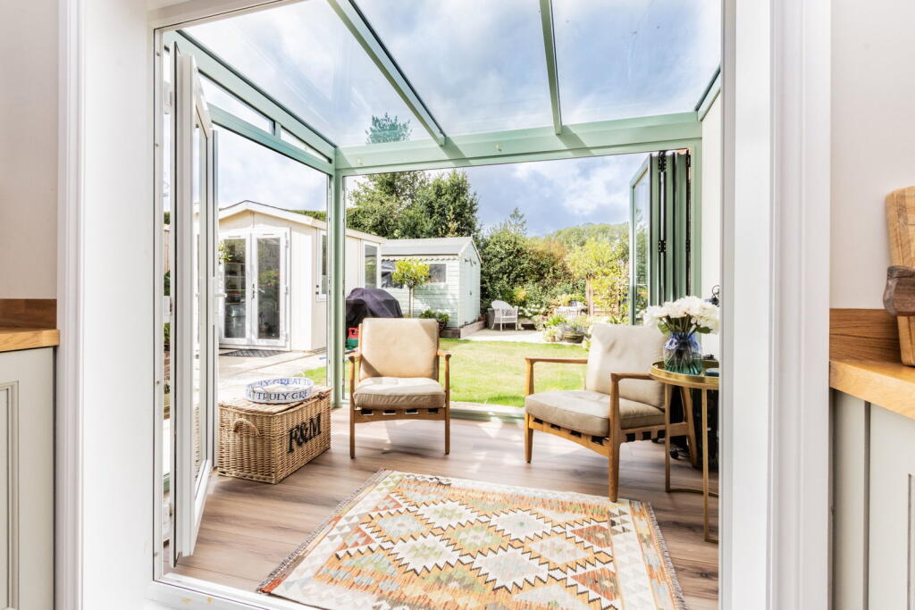 House in Tunbridge Wells, Hawkhurst - View 4