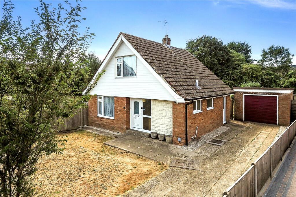Main image of property: Gloucester Close, Petersfield, Hampshire, GU32