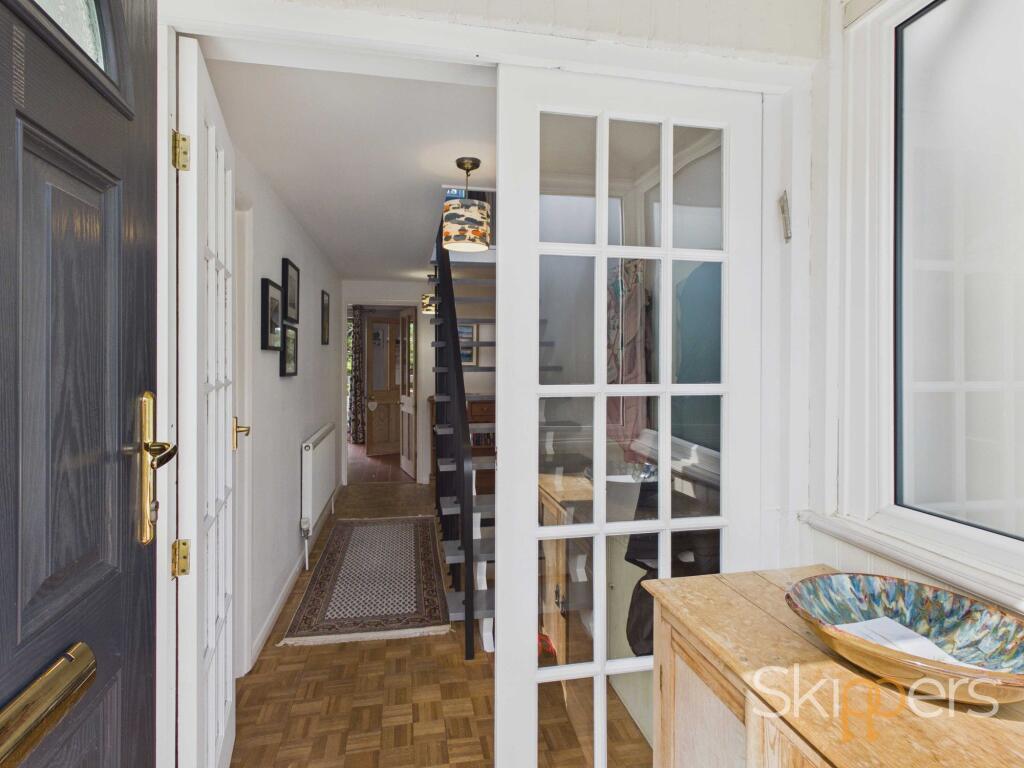 House in Canterbury, Barham - More
