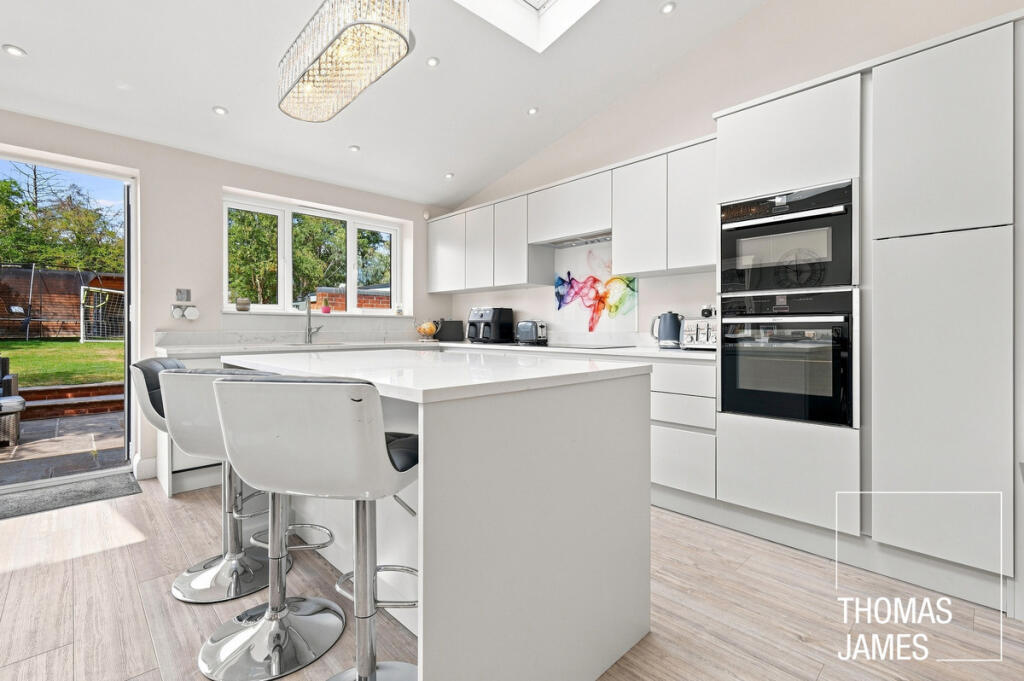 House in London - View 5