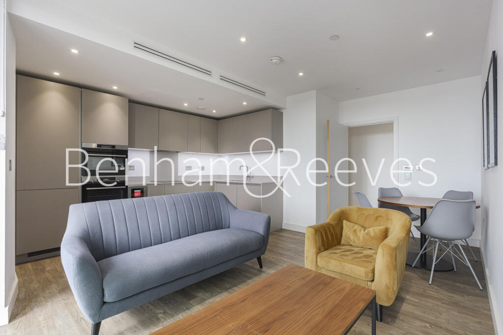 Main image of property: Gladwin Tower, Nine Elms, SW8