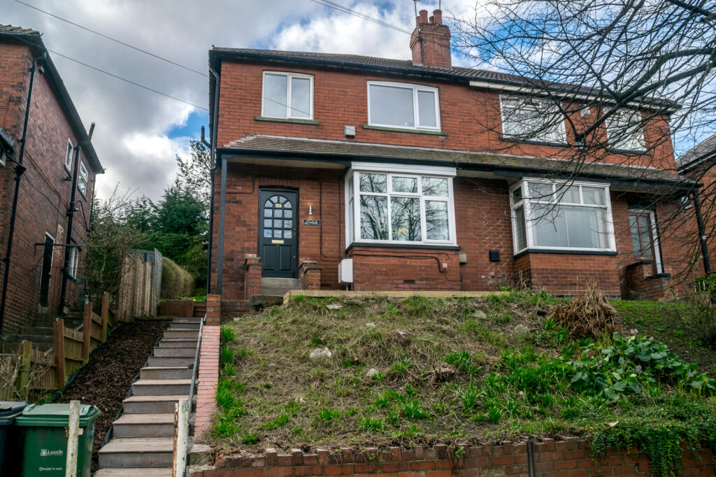 Main image of property: RING ROAD FARNLEY LS12 5LU