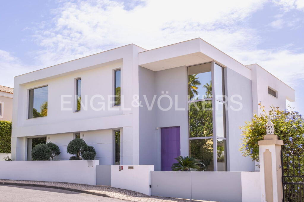 Main image of property: Algarve, Quinta Do Lago