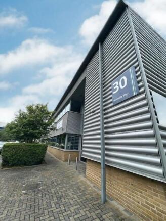 30 Riverside Way