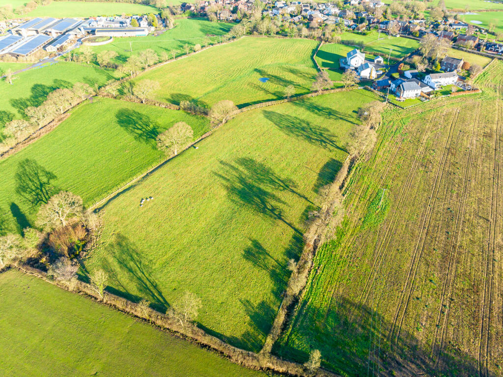 House in Preston - View 5