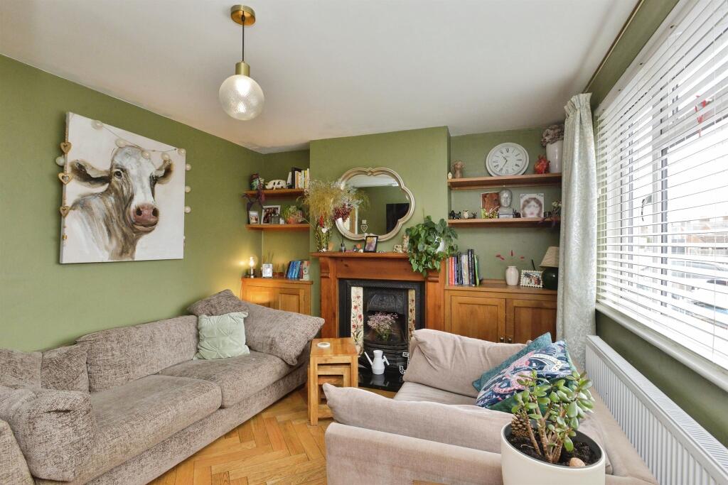 House in Stony Stratford, City of Milton Keynes - View 5