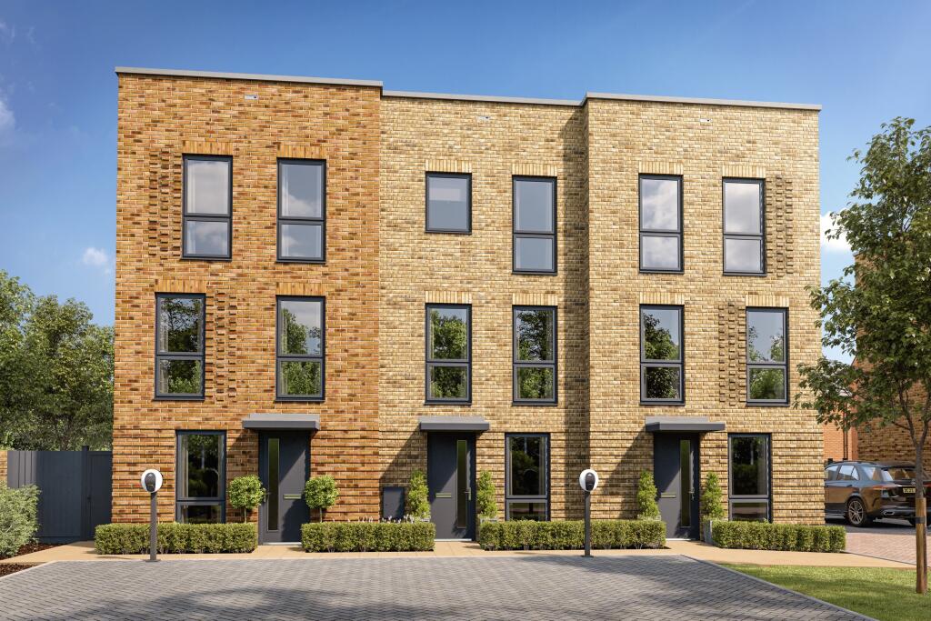 Main image of property: 194 Elmers Gate, Houghton Regis, Bedfordshire, LU5 7BT