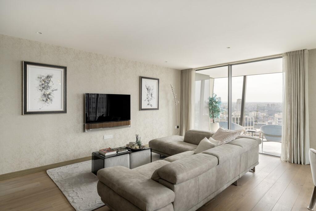 Apartment in London - View 5