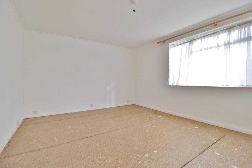 Apartment in Portsmouth, Milton - View 2