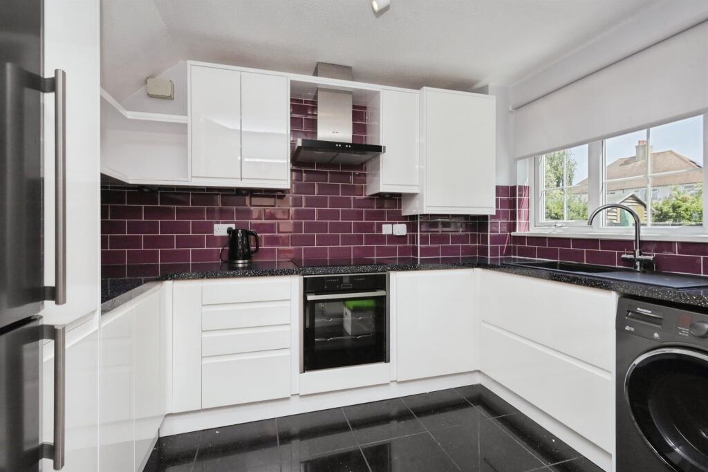 House in Eastbourne, East Sussex - View 5