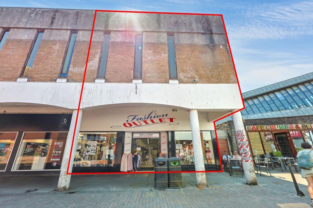 Main image of property: Unit 4, 15 John Street, Carmarthen, Dyfed, SA31 1QT