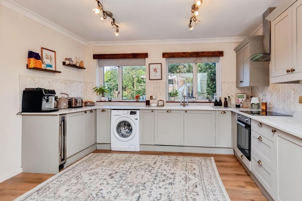 House in Northampton, Sudborough - View 5