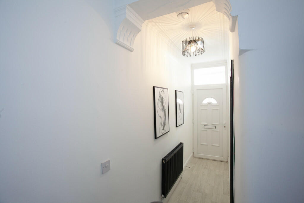 House in Manchester, Greater Manchester - More