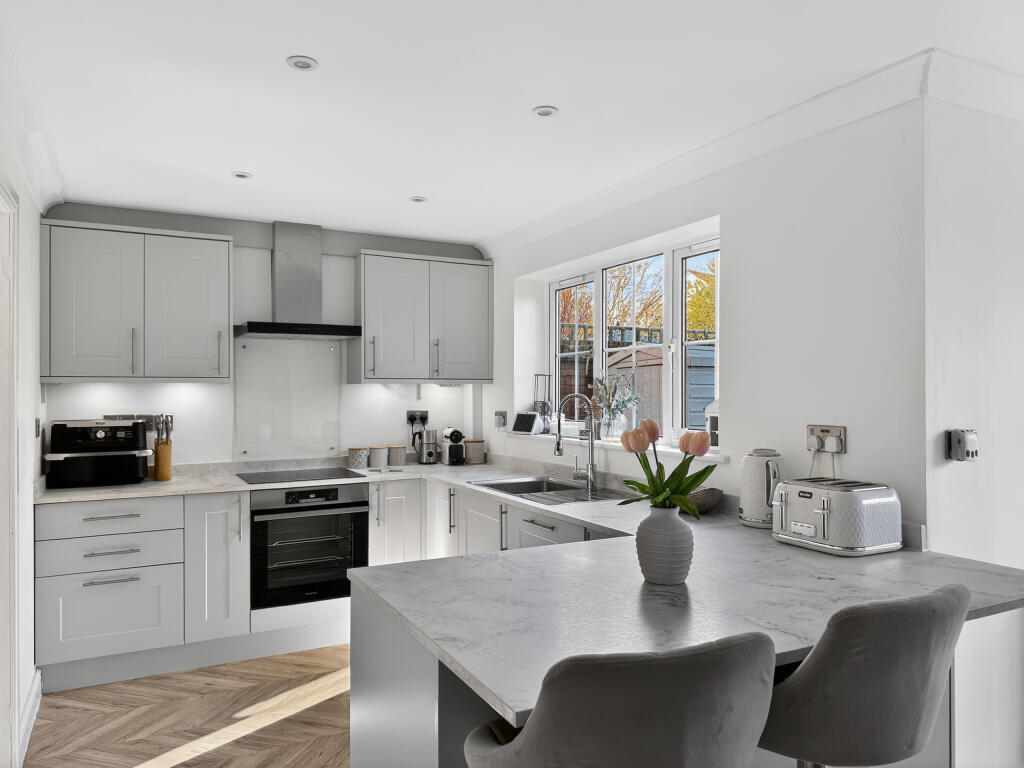 House in Mid Devon, Cullompton - View 3