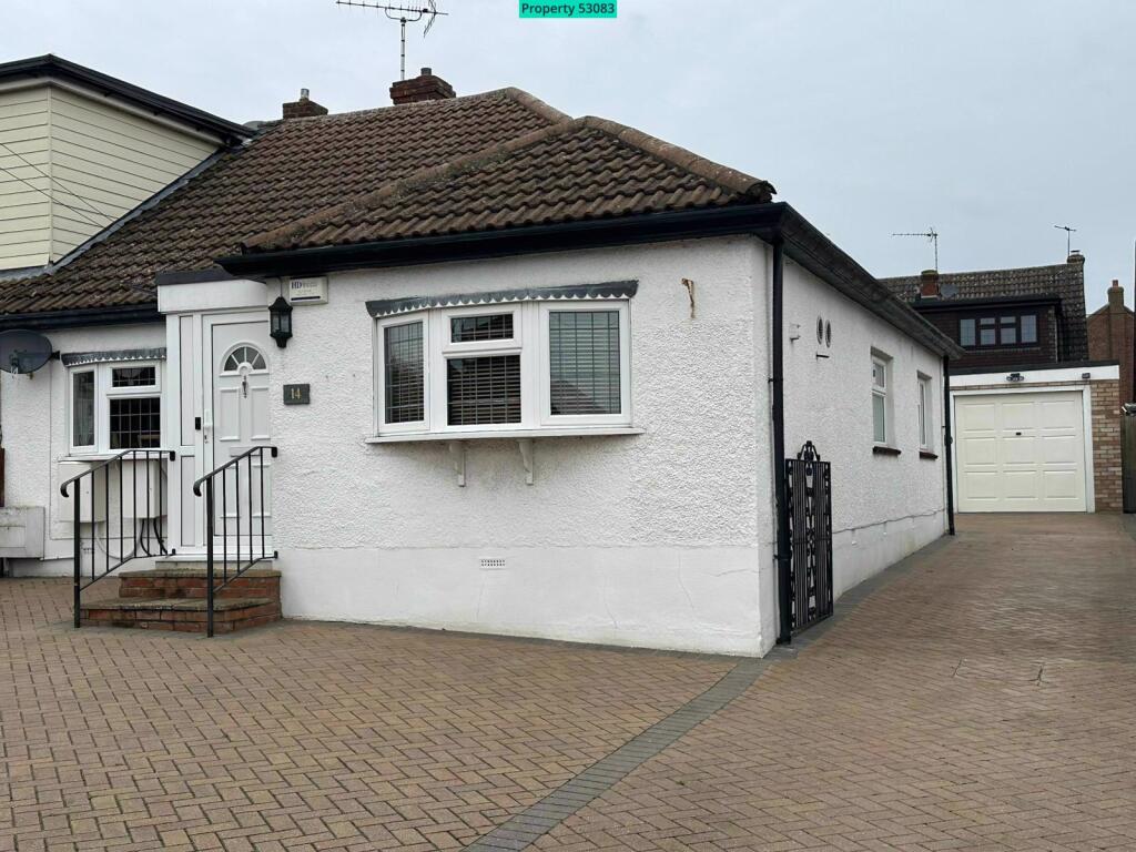 Main image of property: Albert Road, South Woodham Ferrers, Chelmsford, CM3 5LP