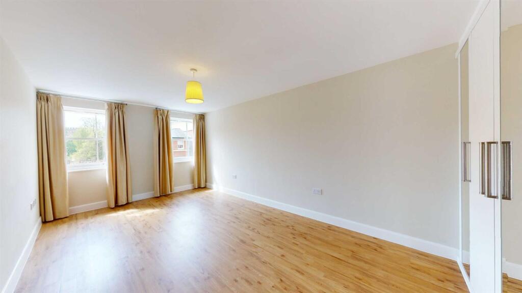 Apartment in Shrewsbury - View 4