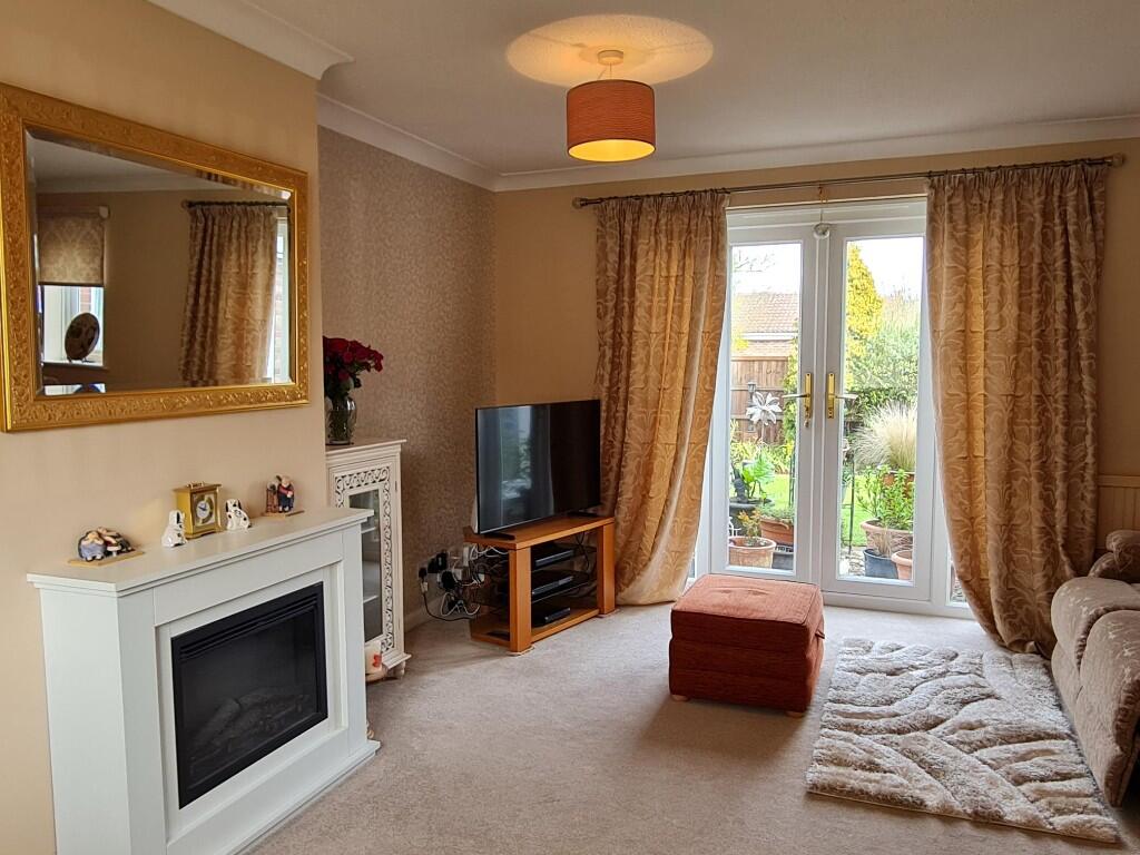 Boxford Close, Stowmarket, Suffolk, IP14 photo 2