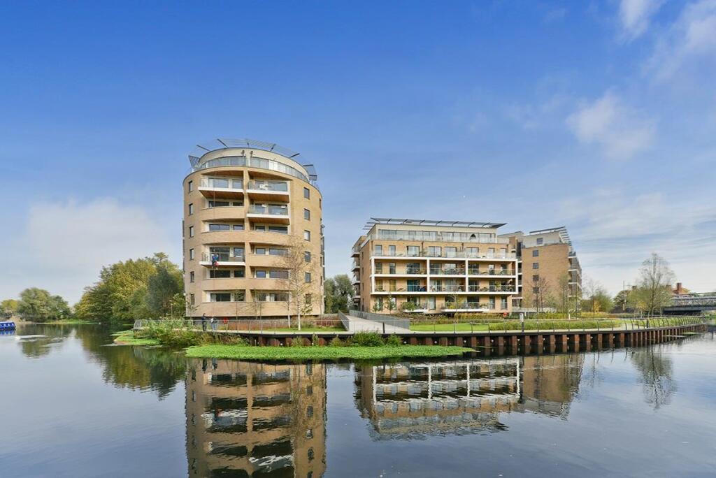 Main image of property: Essex Wharf, London
