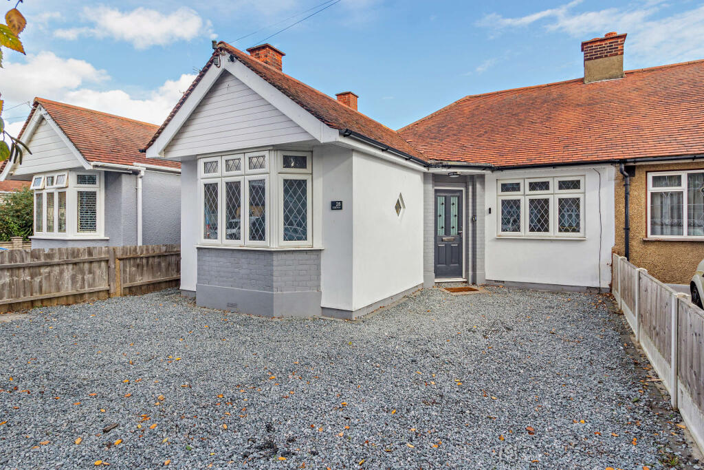 Main image of property: Lyndale Avenue, Southend-on-sea, SS2