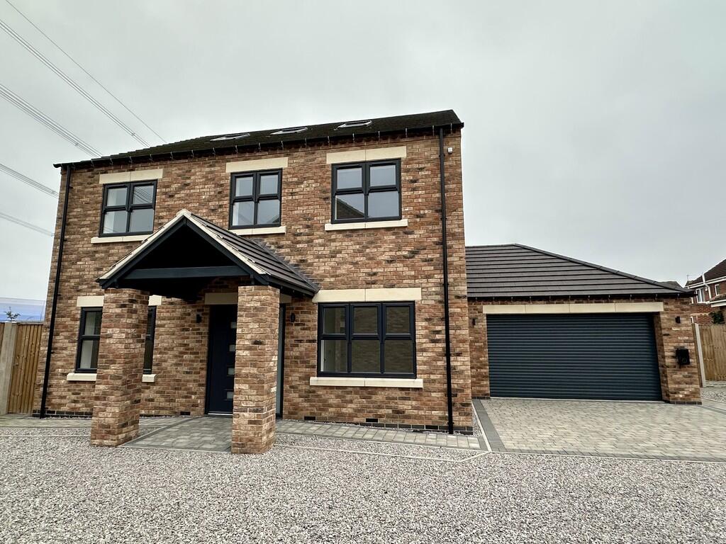Whiphill Lane, Armthorpe, Doncaster photo 2