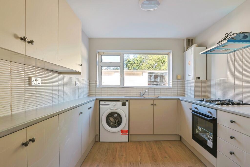 Apartment in Bournemouth - View 4