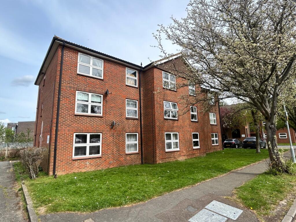 Broadwater Crescent, Welwyn Garden City, AL7
