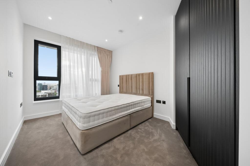 Apartment in London - More
