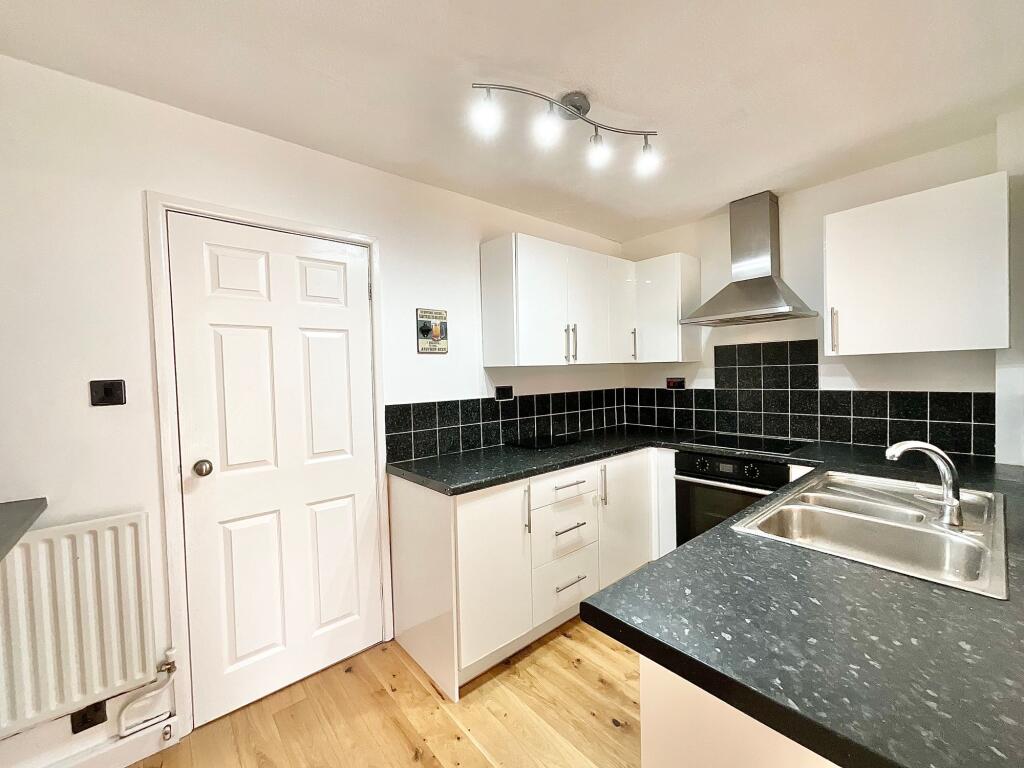 House in Stoke-on-Trent - View 5