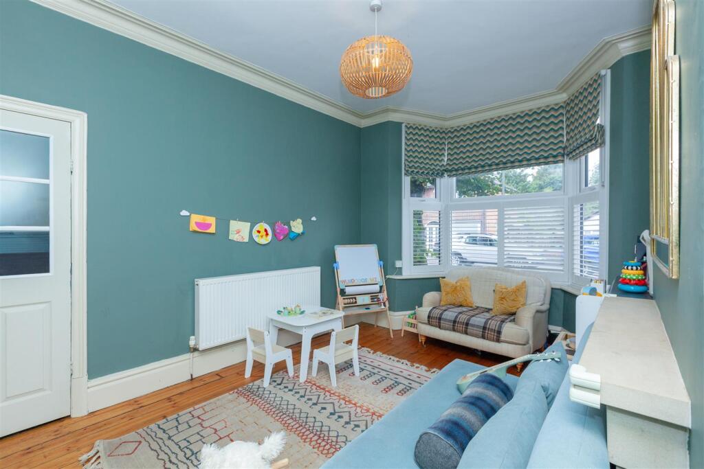 House in Leicester - View 5