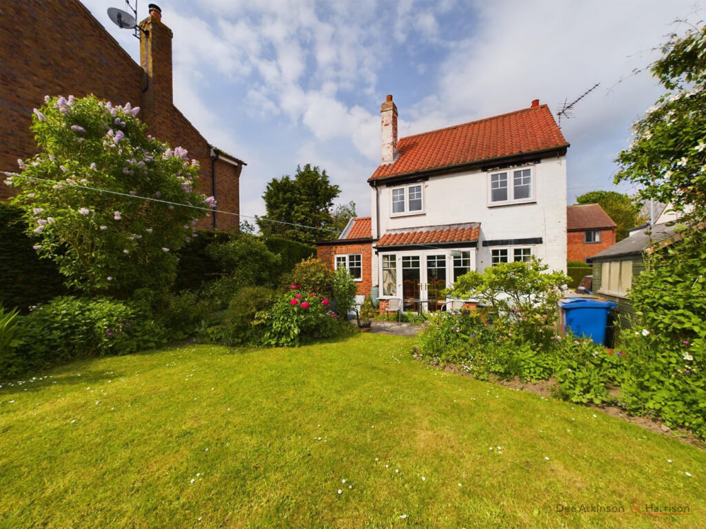 Main image of property: Main Street, Watton, YO25 9AW