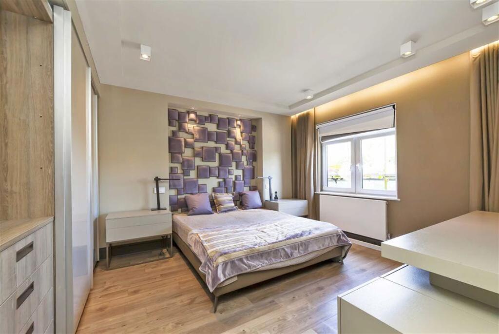 Apartment in London, City of Westminster - View 5