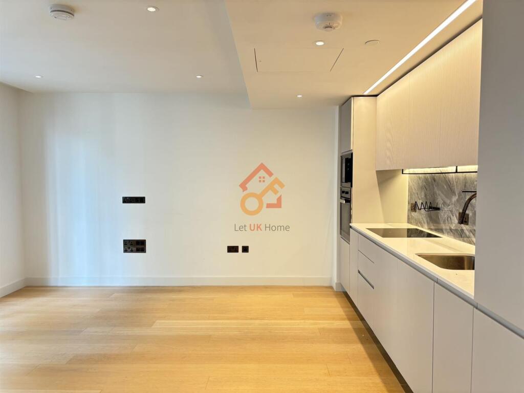 Apartment in London - More