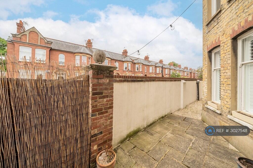 Property photo 10